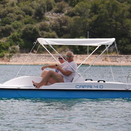 Mobilheim Andrea Wunderschoene Ferienwohnung Direkt Am Meer Jezera Luaran gambar