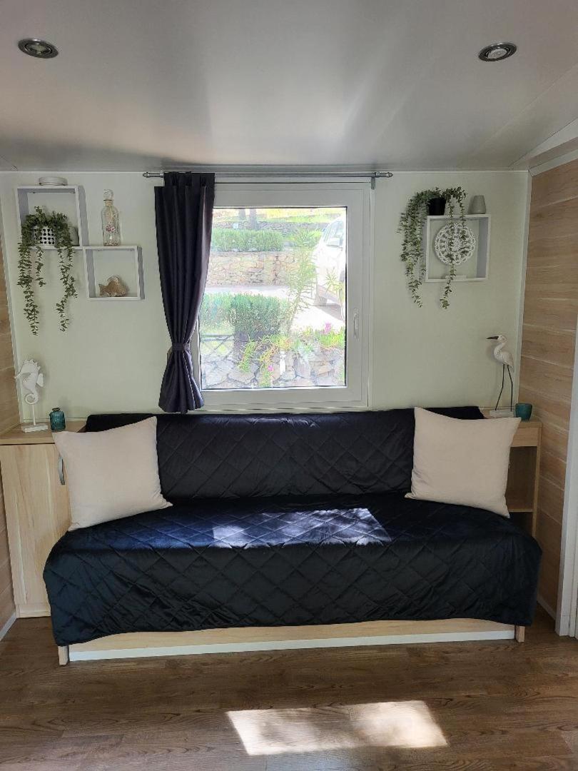 Mobilheim Andrea Wunderschoene Ferienwohnung Direkt Am Meer Jezera Luaran gambar