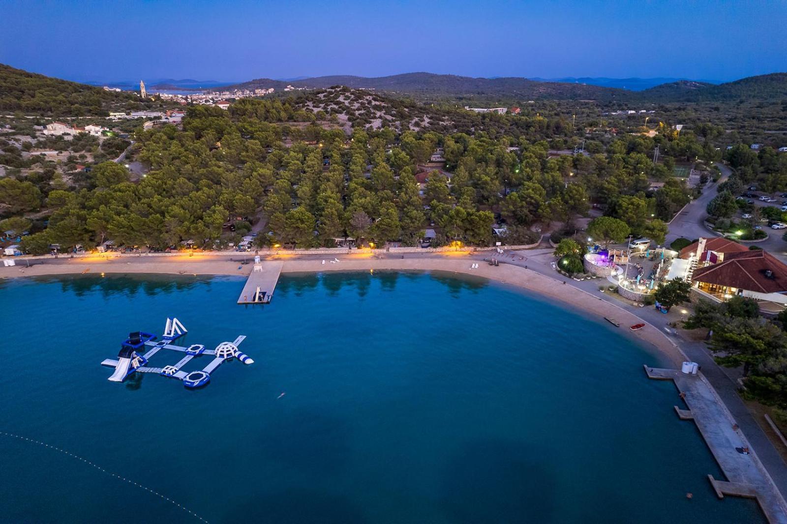 Mobilheim Andrea Wunderschoene Ferienwohnung Direkt Am Meer Jezera Luaran gambar